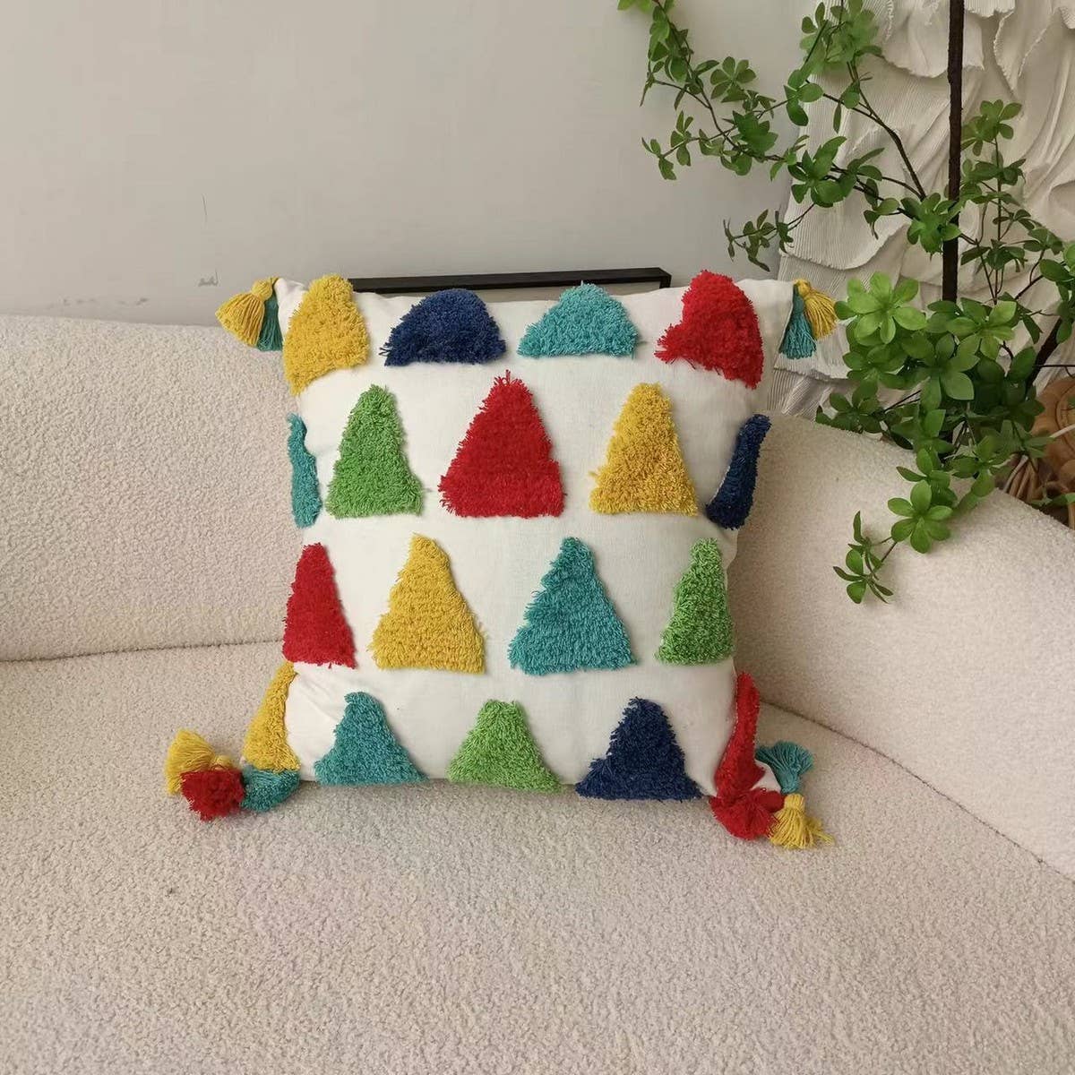 BOHO RAINBOW TUFTED PILLOW COVER_CWMM0236