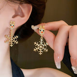 DIAMOND DEER HEAD SNOWFLAKE EARRINGS_CWAJE2408