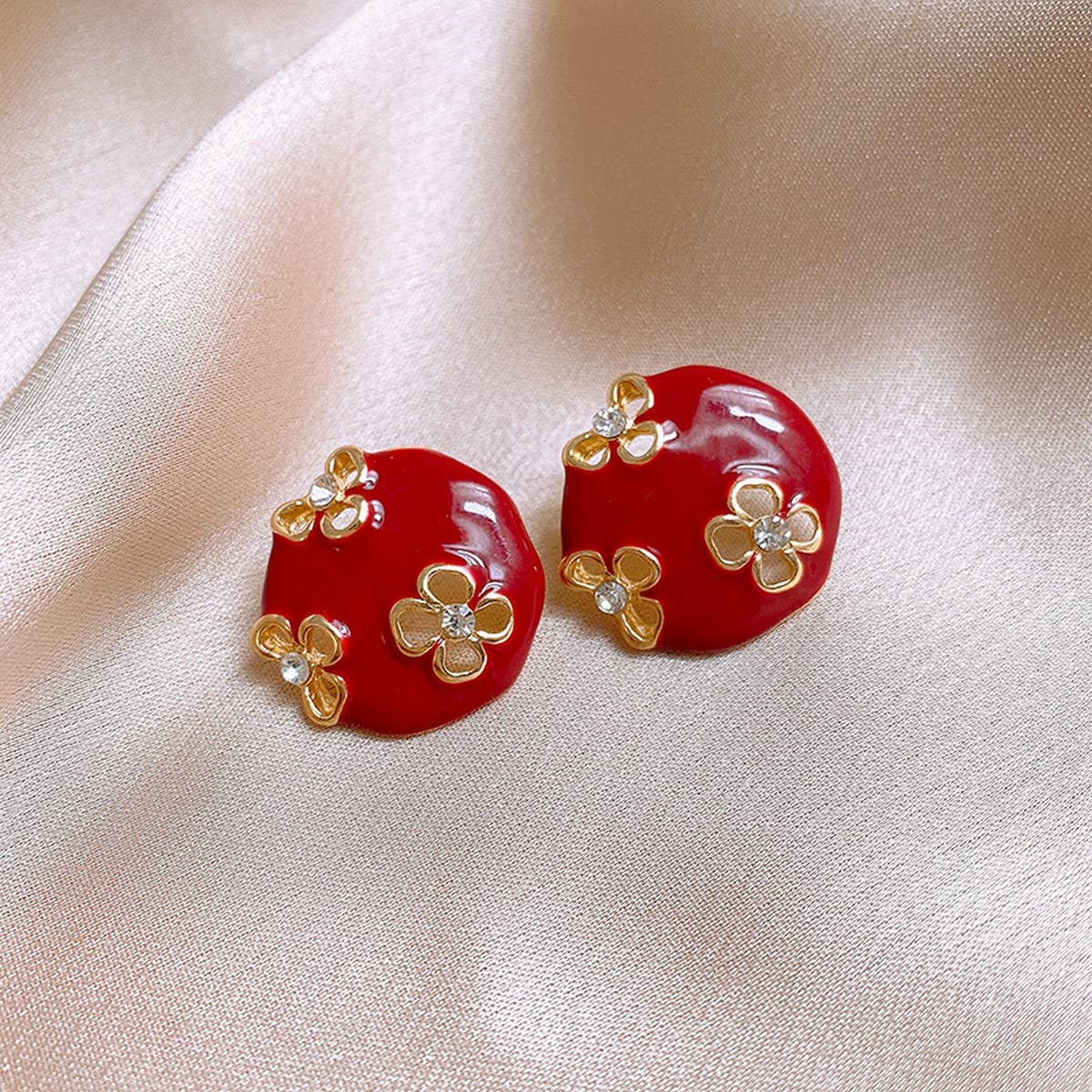 ROUND HOLLOW FLOWER FASHION EARRINGS_CWASC1329