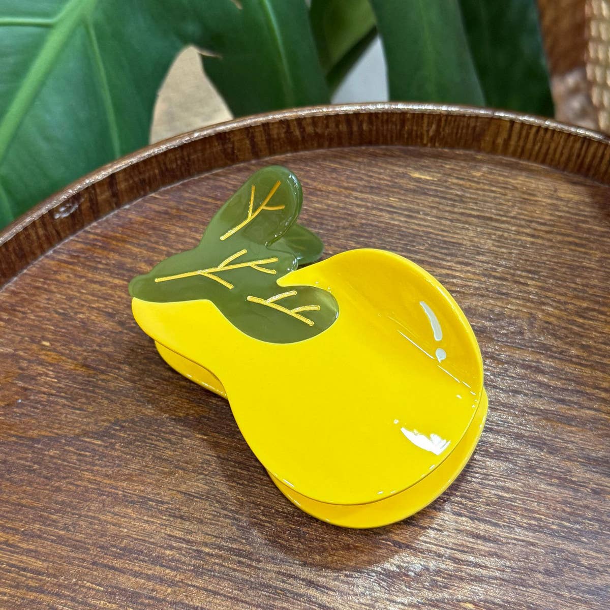 Cwaha4514_Simple Contrast Color Fruit Clip Hair Clip