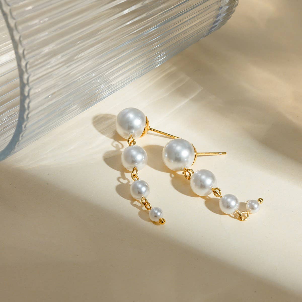ELEGANT SHELL PEARL TASSEL EARRINGS_CWAJE1368