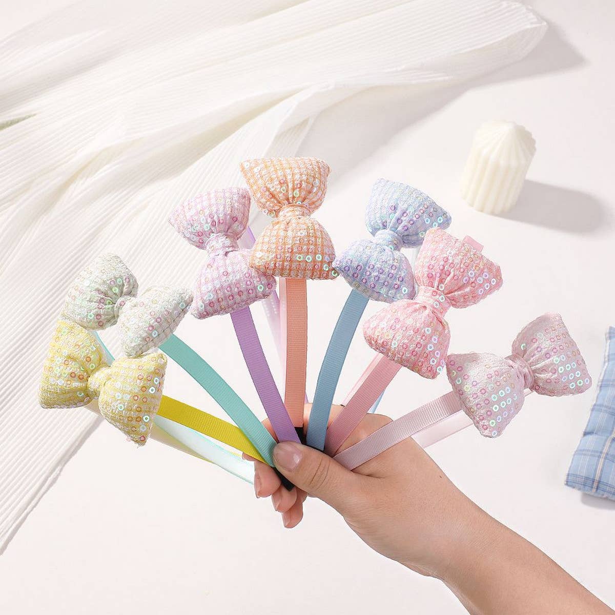 CHILDRENS BOW 3D SEQUINED HEADBAND_CWAHA2365