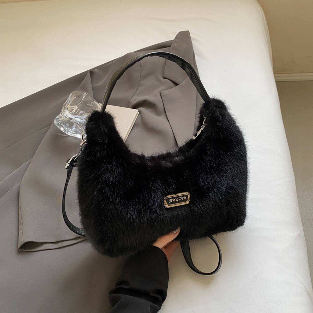 Winter Faux Mink Fur Single Shoulder Plush Bag_Cwab3946