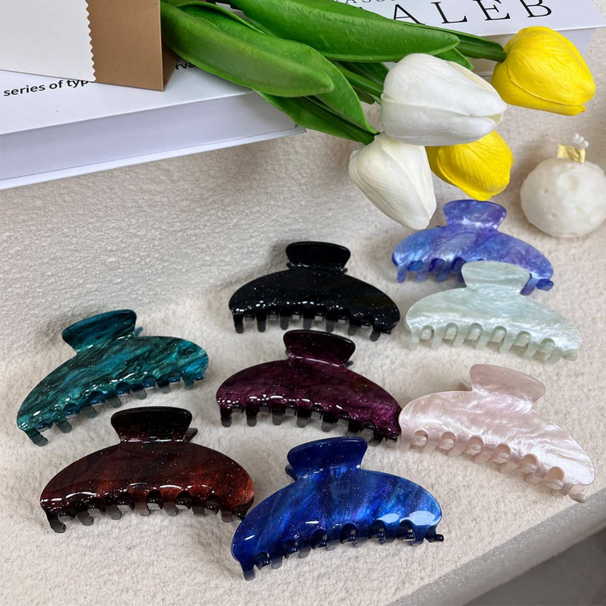 FRENCH QUICKSAND ACRYLIC HAIRPIN RETRO SHARK CLIP_CWAHA4326