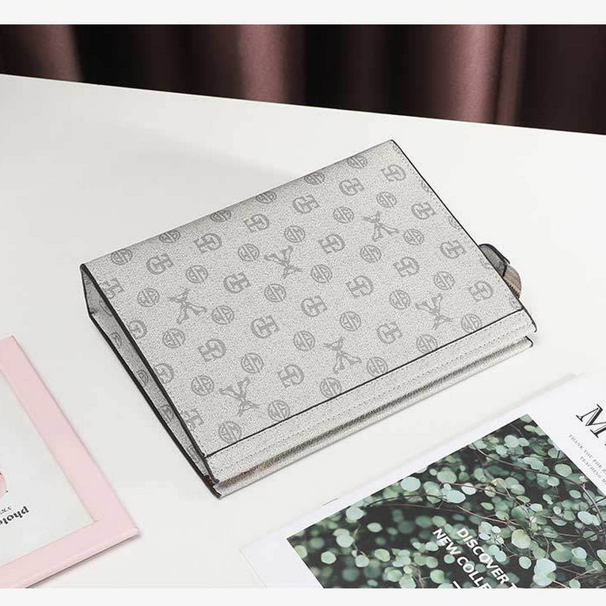 RETRO MINIMALIST EMBROIDERED CASUAL HANDBAG_CWAB1476