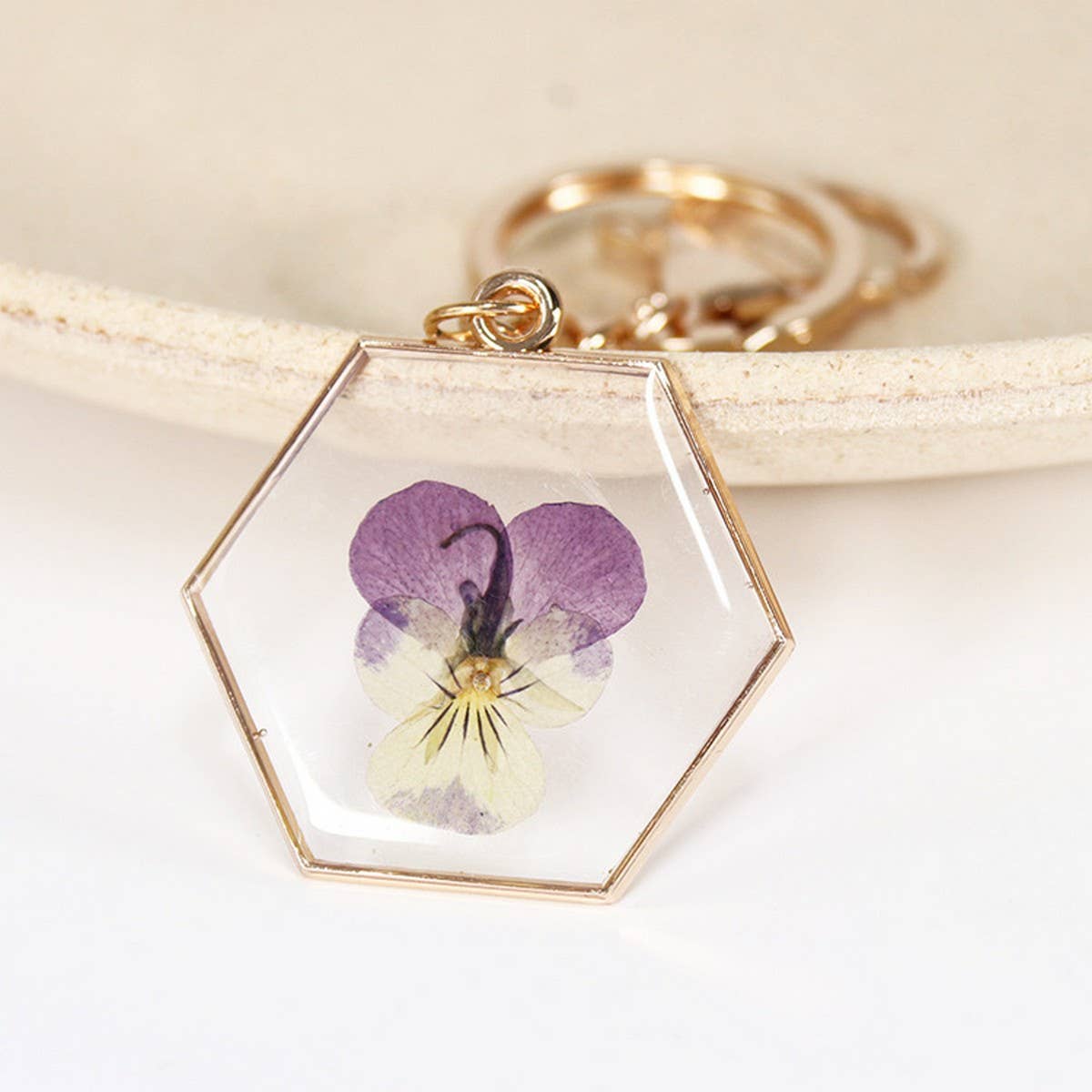 NEW NATURAL DRIED FLOWER KEYCHAIN PENDANT_CWMM3714