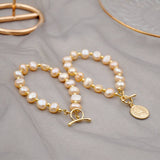 ELEGANT AND COOL PEARL BRACELET_CWAJE1674