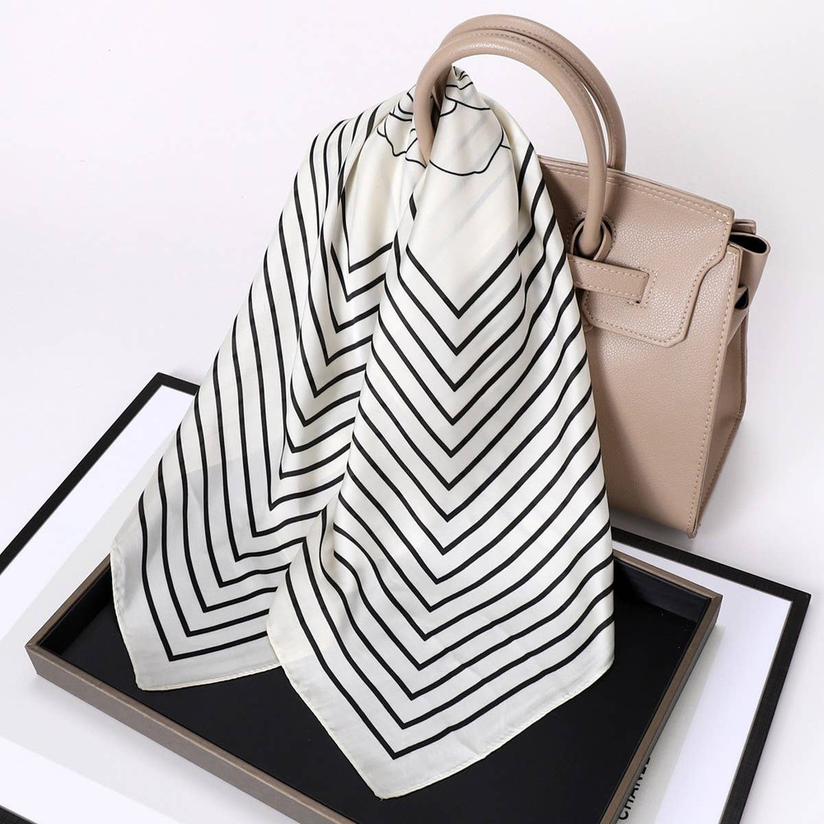 Vintage Letter Print Satin Square Scarf For Women_Cwasc0809