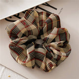 NEW CHECKERED PRINT SCRUNCHIES_CWAHA0352