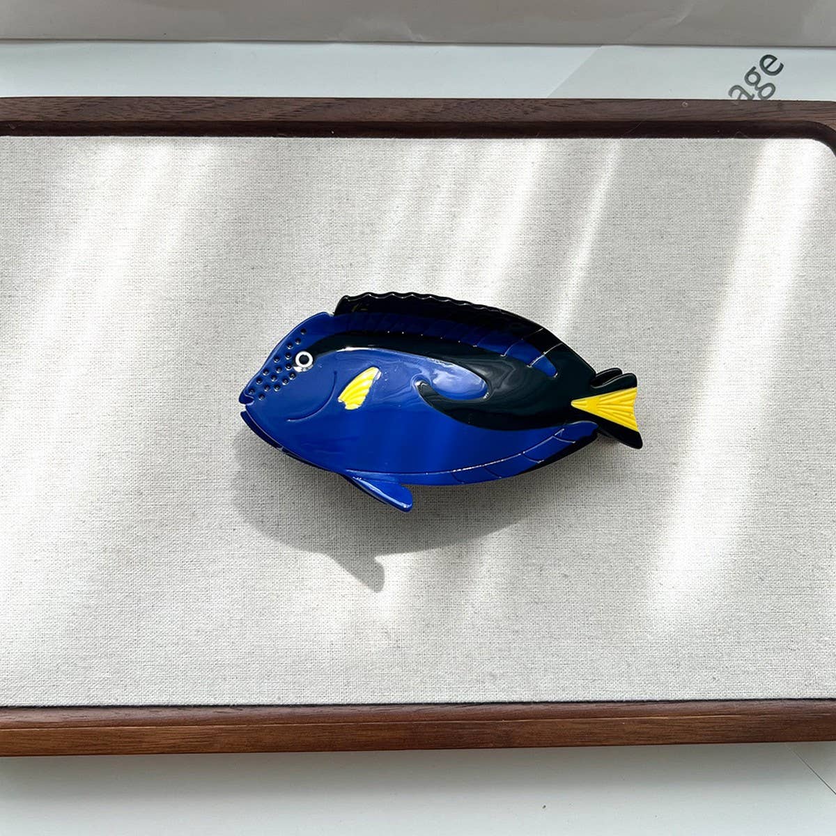 SPOTTED FISH ACETATE HAIR CLAW CLIP FOR WOMEN_CWAHA5790