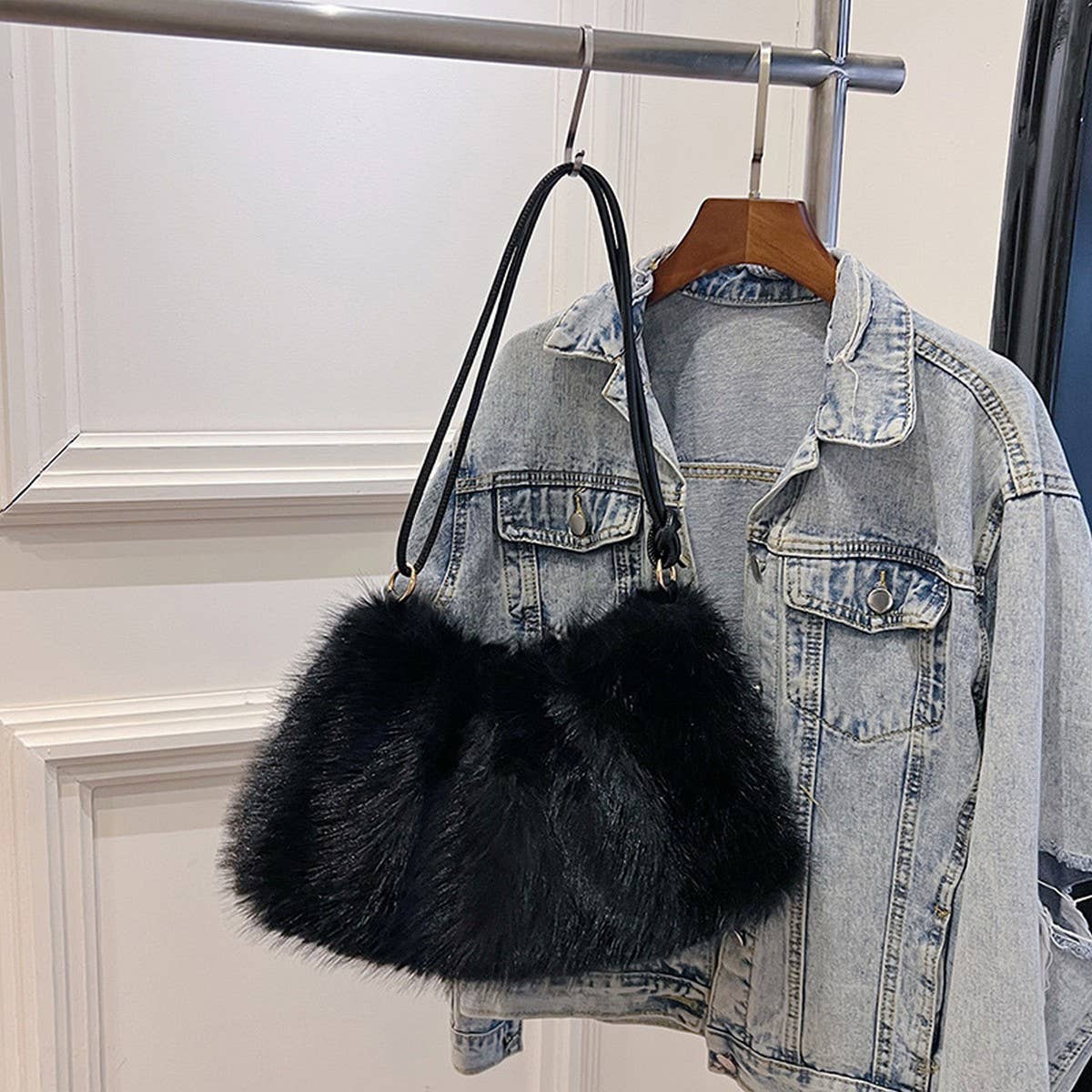 Winter Fashion All-Match Single Shoulder Plush Bag_Cwab3914