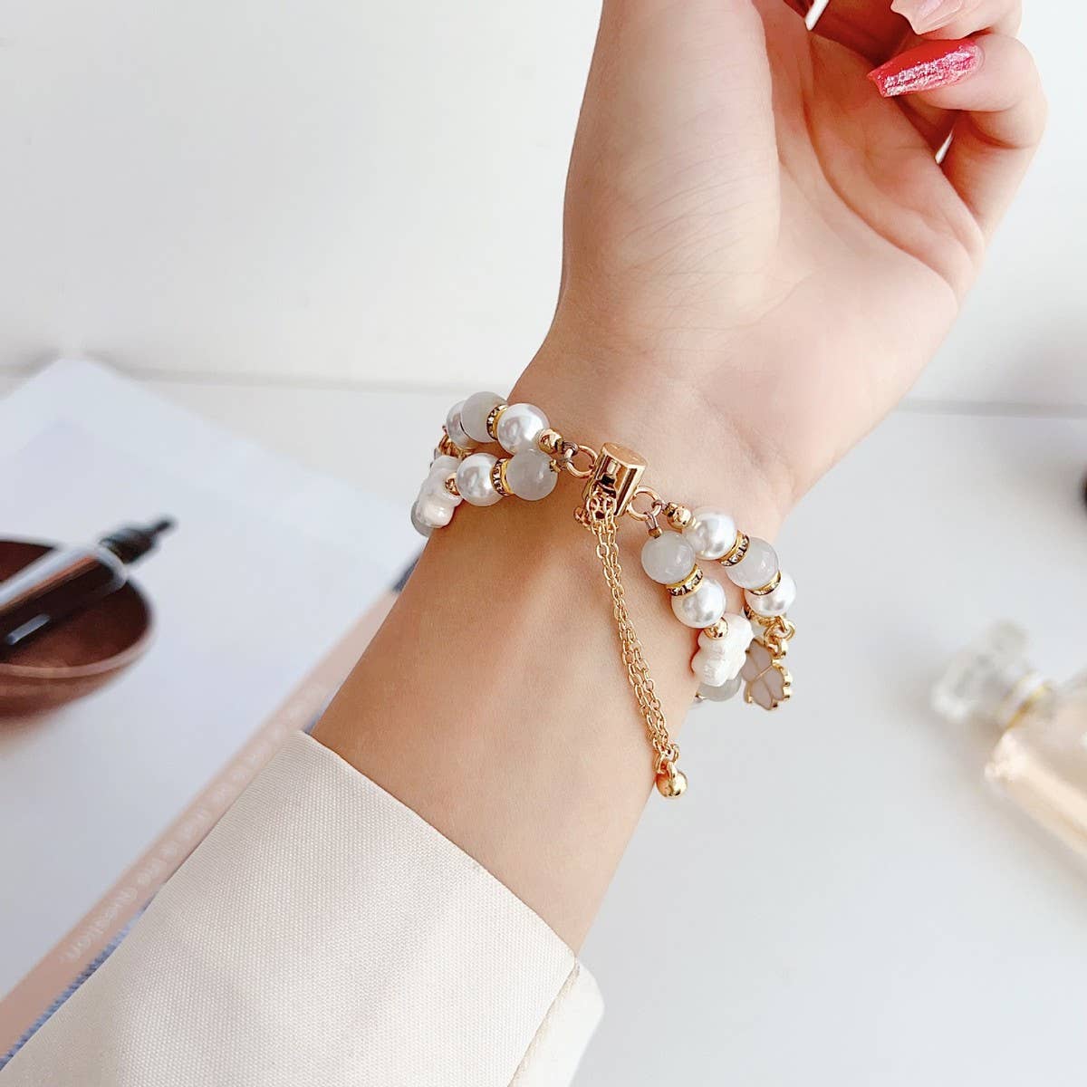 APPLE WATCH9 1 FOUR LEAF CLOVER CATS EYE BEADSTRAP_CWWW0063