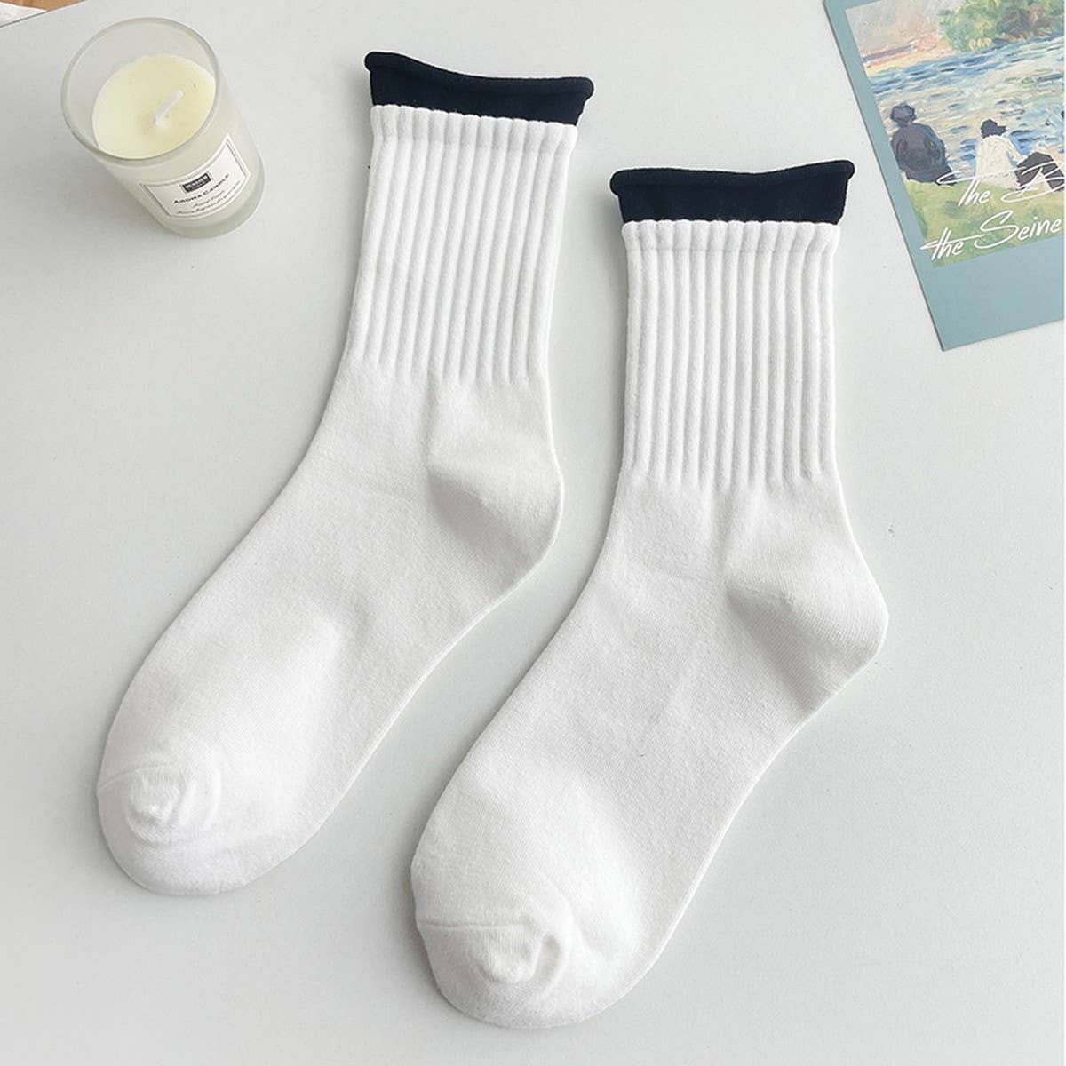 Women Pair Breathable Hemmed Socks_Cwms0303