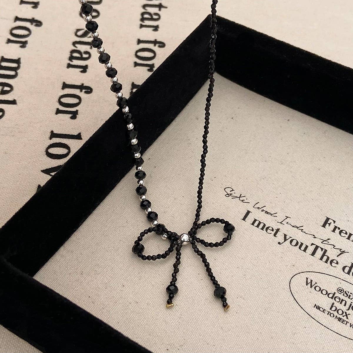 Versatile Sweet And Cool Bowknot Crystal Necklace
