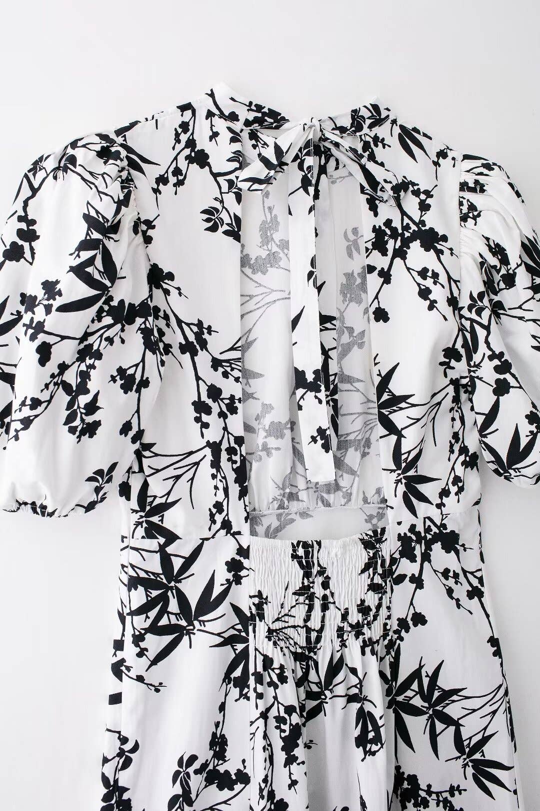 Street-Chic Chic Print Waist Dress