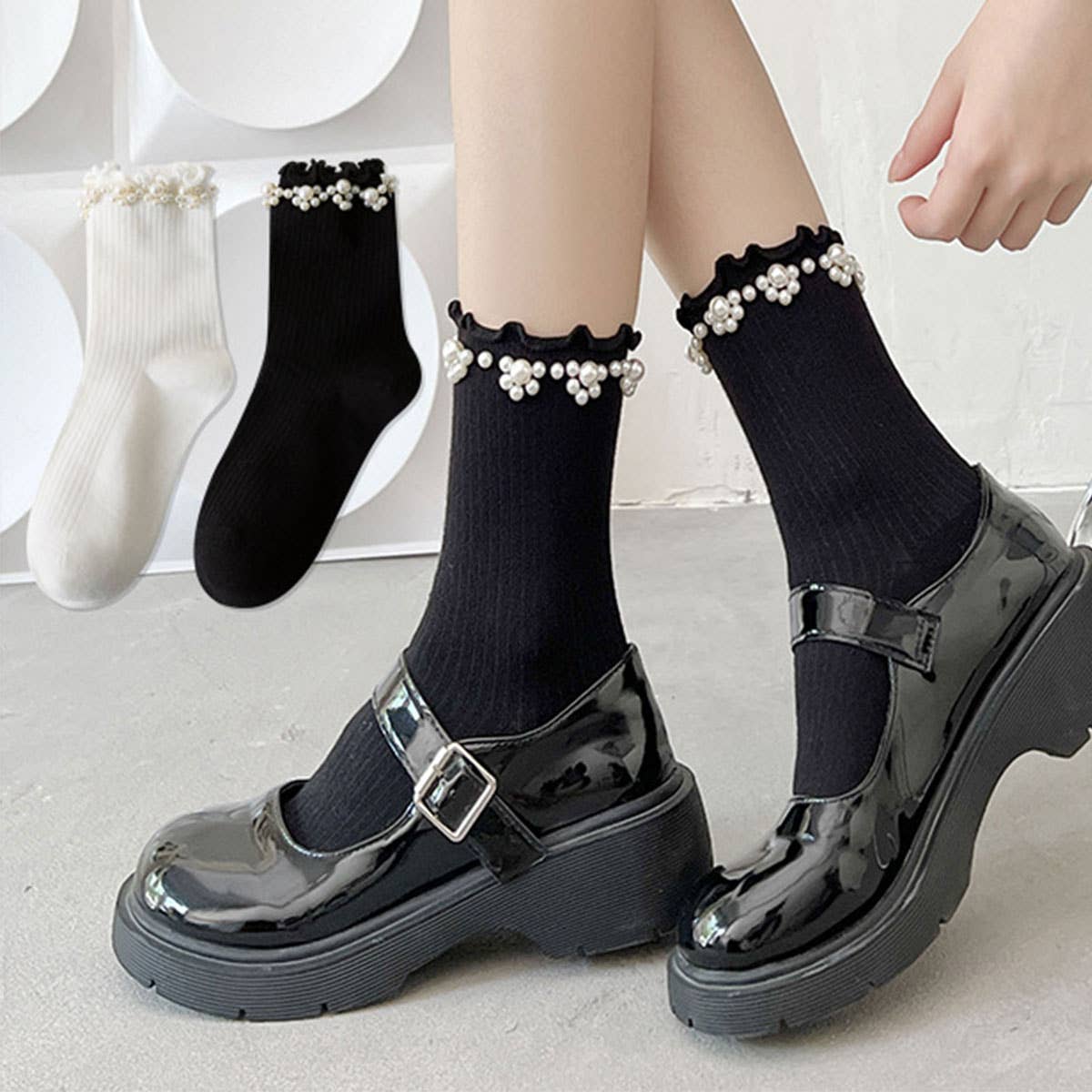 PEARL ORNAMENT COTTON CREW SOCKS_CWMS0283