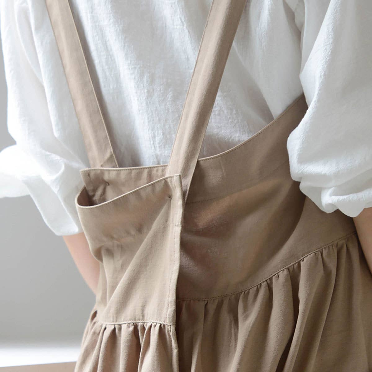 KITCHEN FLORIST WORK LINEN APRON WITH POCKETS_CWMM3295