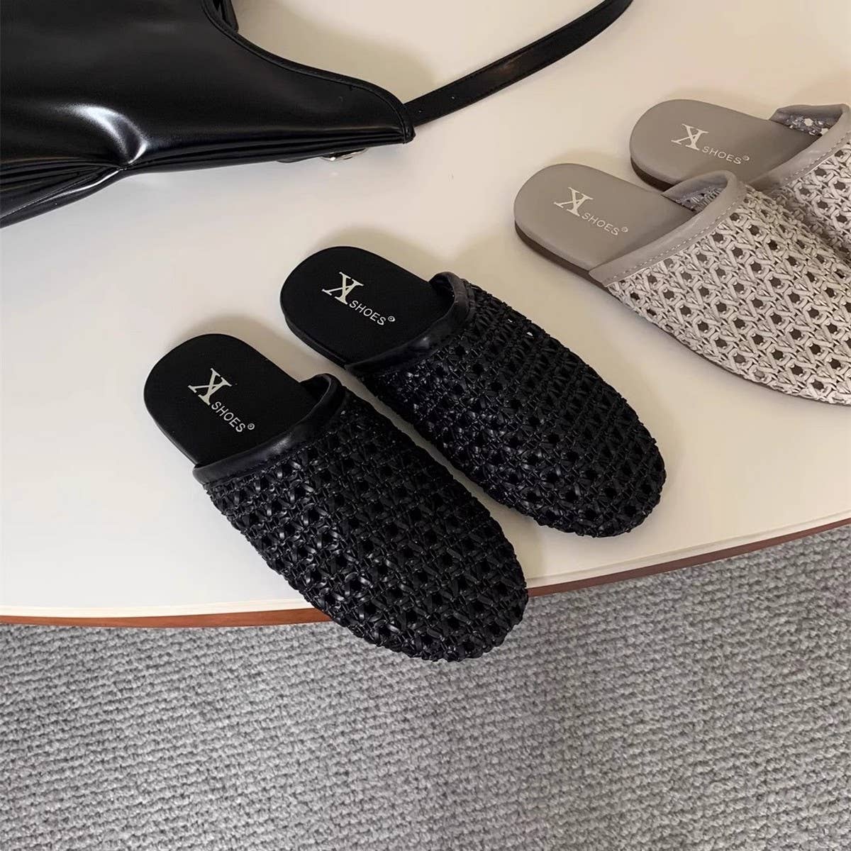 BREATHABLE FLAT MULES WITH CLOSED TOE_CWSHF0130