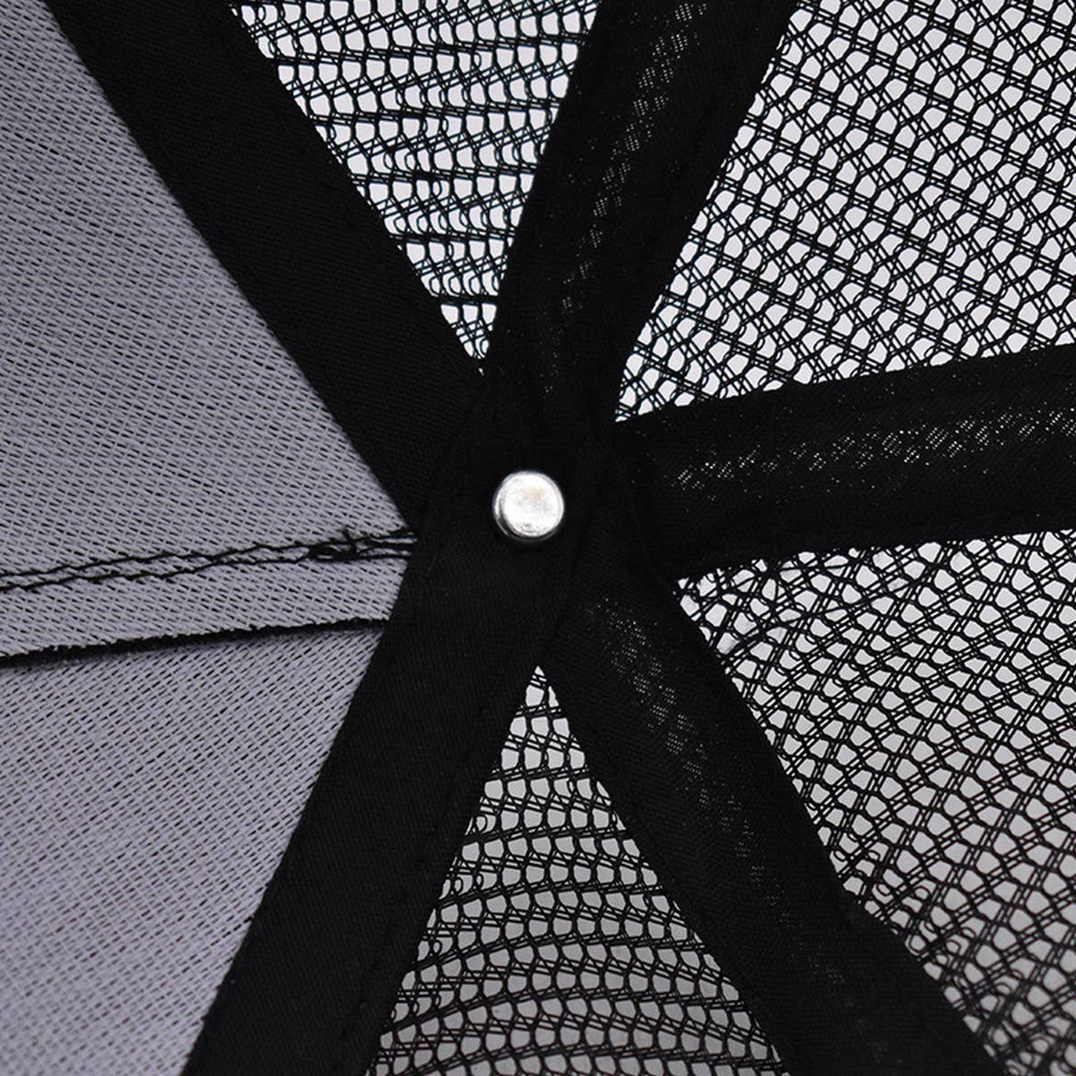 ANIMAL EMBROIDERED BREATHABLE MESH TRUCKER HAT_CWAH1359