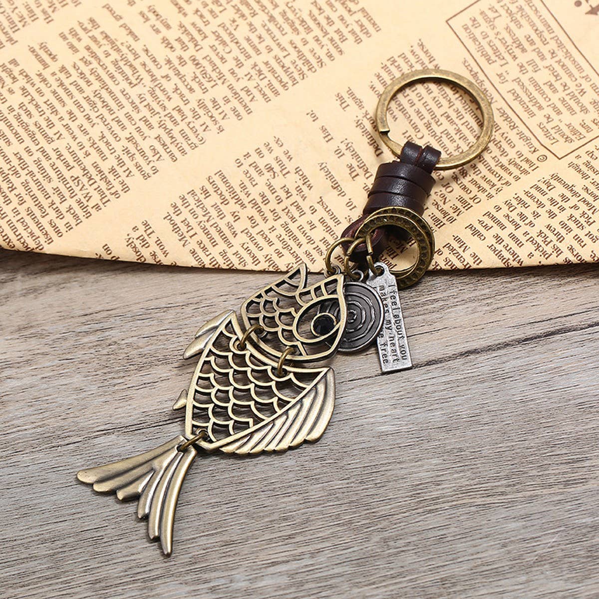 PUNK HAND WOVEN ALLOY FISH CAR KEYCHAIN_CWMM4781