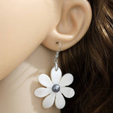 NEW FASHION ACRYLIC FLOWER WHITE SHELL EARRINGS_CWMM4275