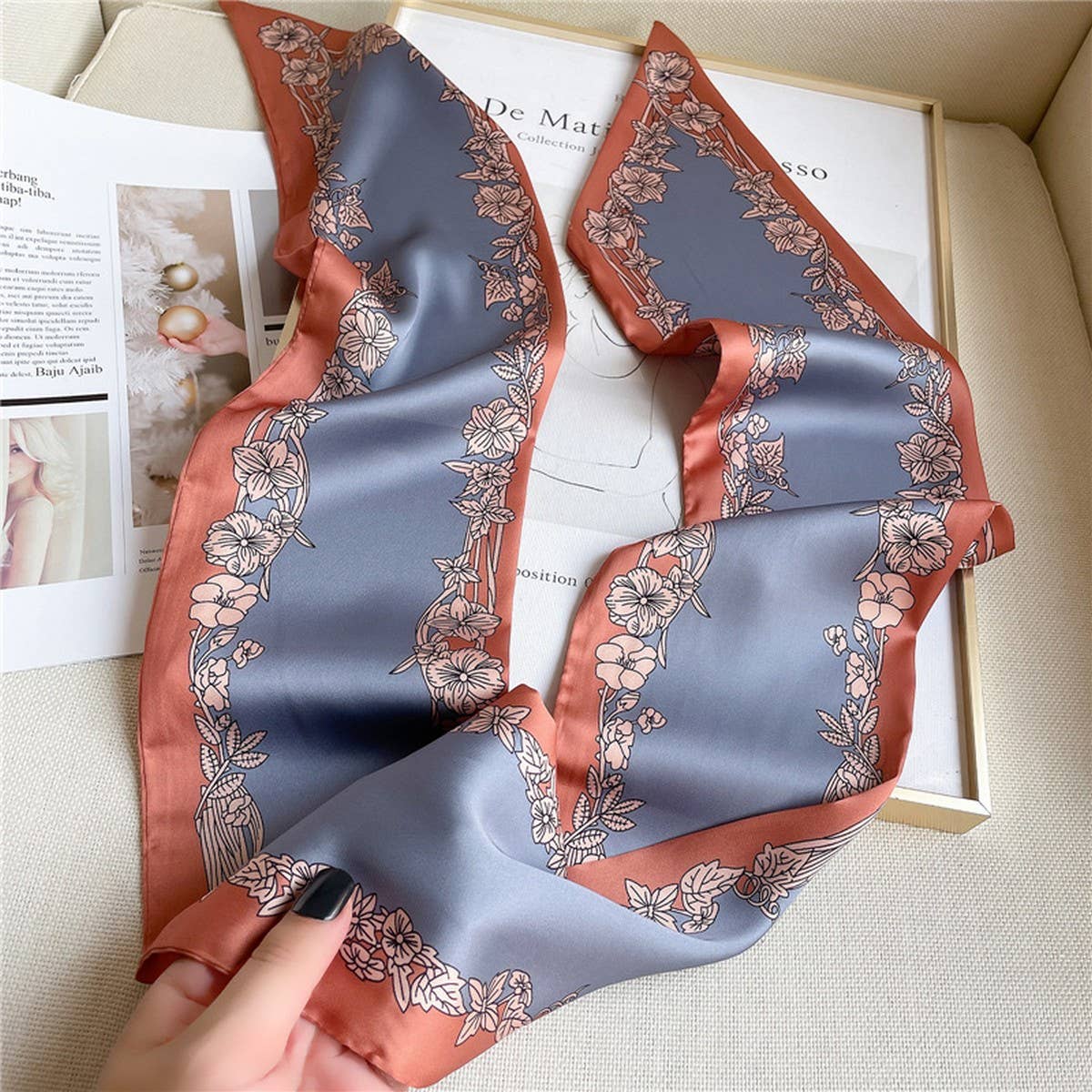 Wide Bevel Scarf With Printed Pattern Head Scarf_Cwasc1528