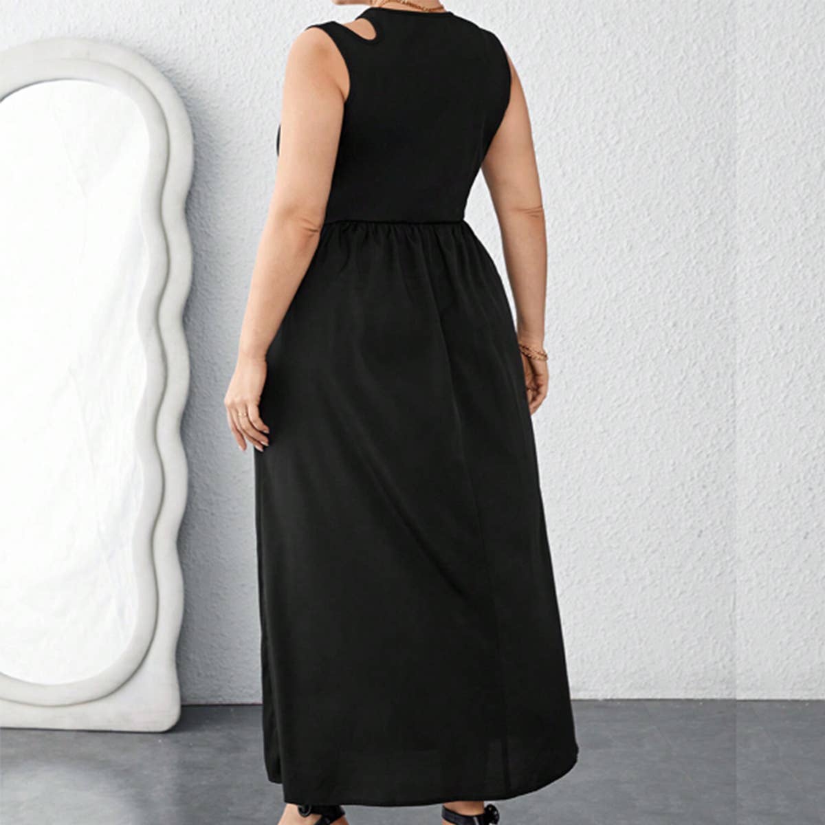 SLEEVELESS COLOR BLOCK CUTOUT WAIST DRESS_CWDMD6047