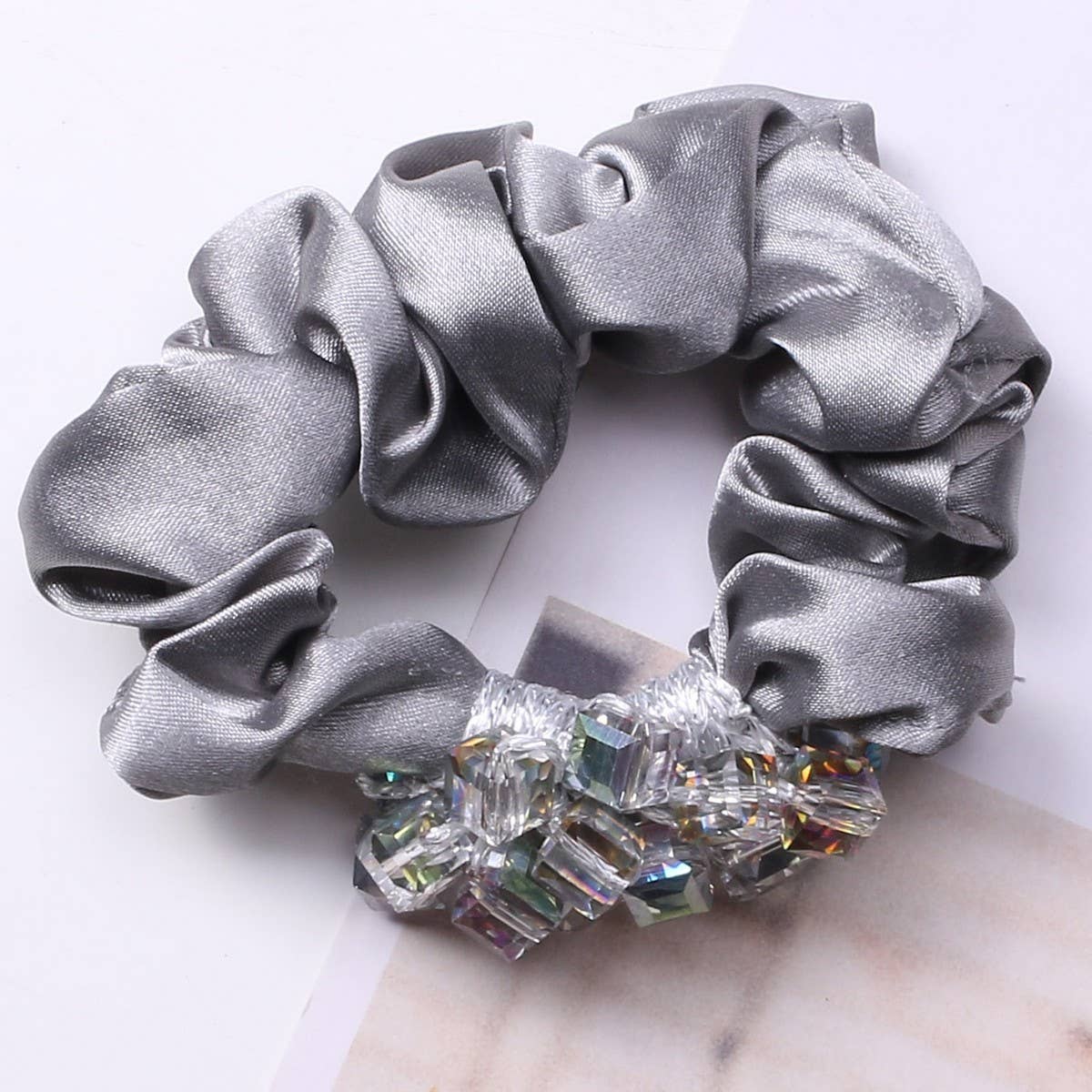 ELEGANT CRYSTAL SCRUNCHIE FASHION HAIR TIE_CWAHA6863