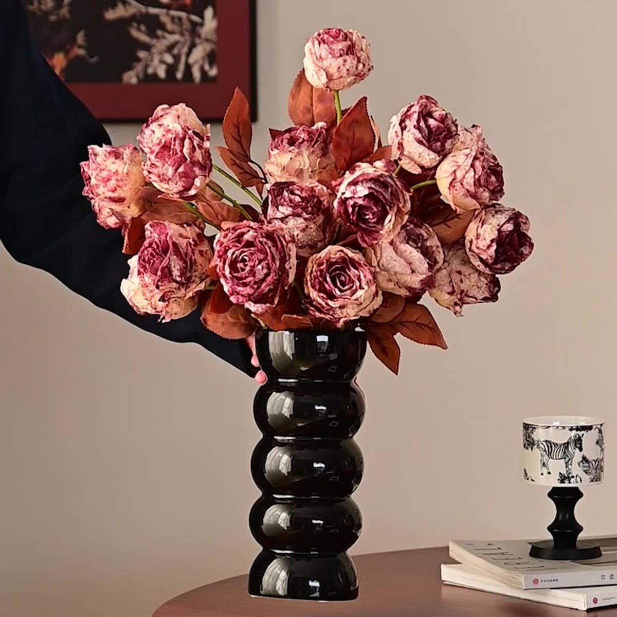 INK STYLED BURNT EDGE ROSE BOUQUET FOR DECOR_CWMM6572