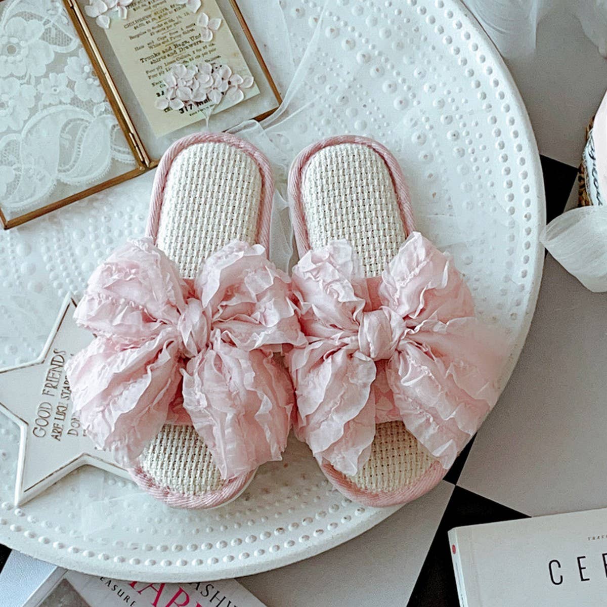 NEW RETRO SWEET BIG BOW SOFT BOTTOM SLIPPERS_CWMM2942