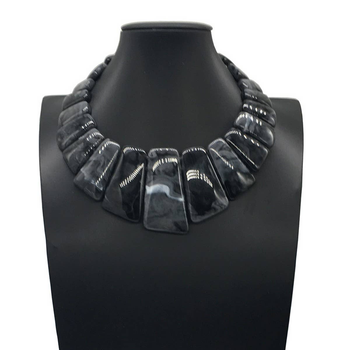 RETRO PERSONALITY RESIN GEOMETRIC NECKLACE_CWMM4726