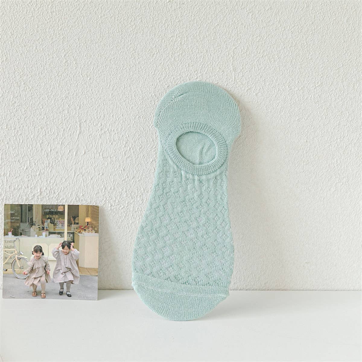 Women Light Non-Slip Non-Falling Invisible Socks_Cwms0461