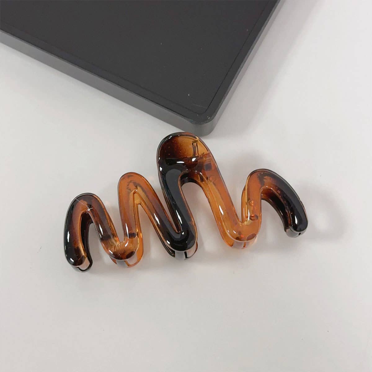 Wave Design Hair Claw, Large For Thick Hair_Cwaha0300