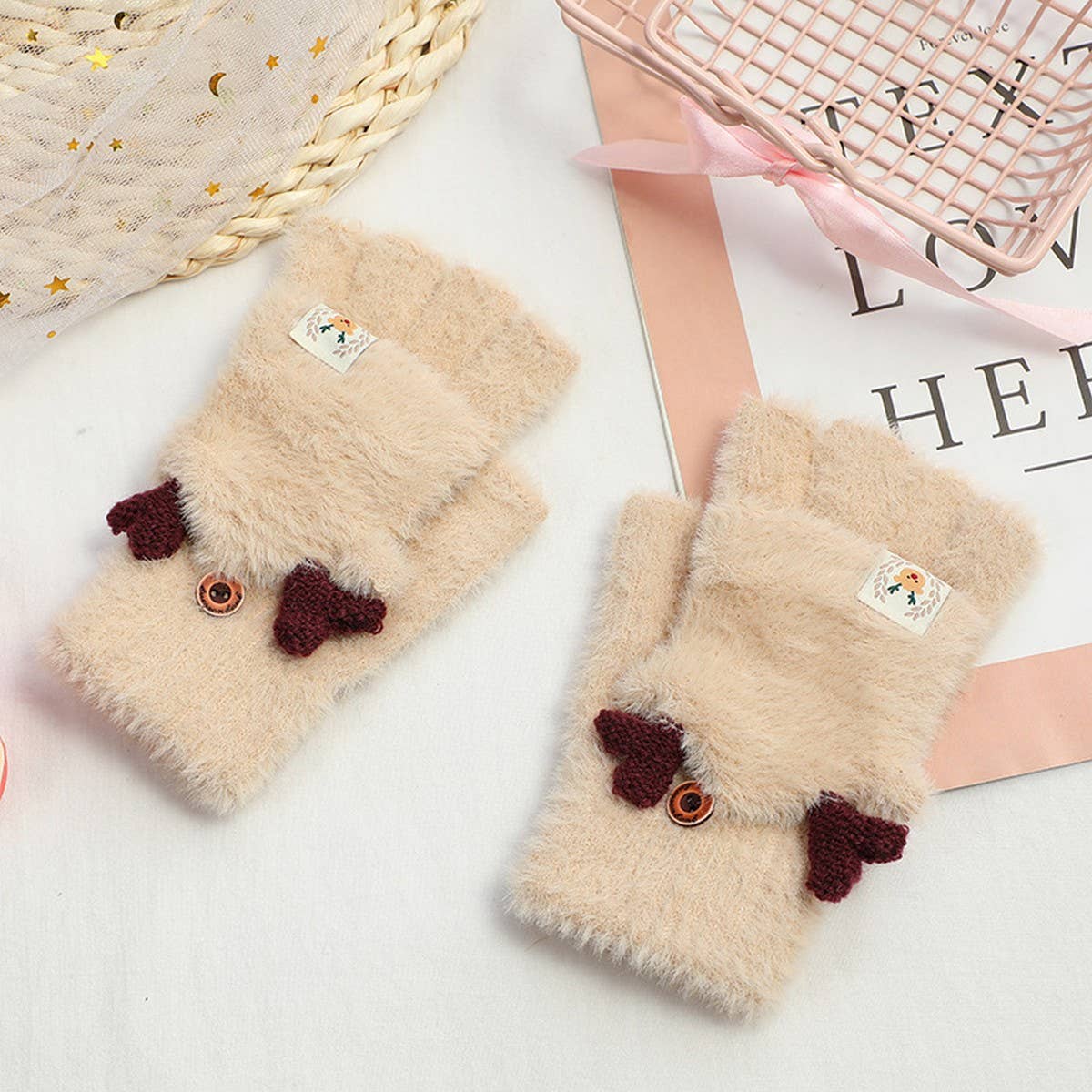 CUTE ELK ANTLER WARM HALF FINGER FLAP GLOVES_CWAG0160