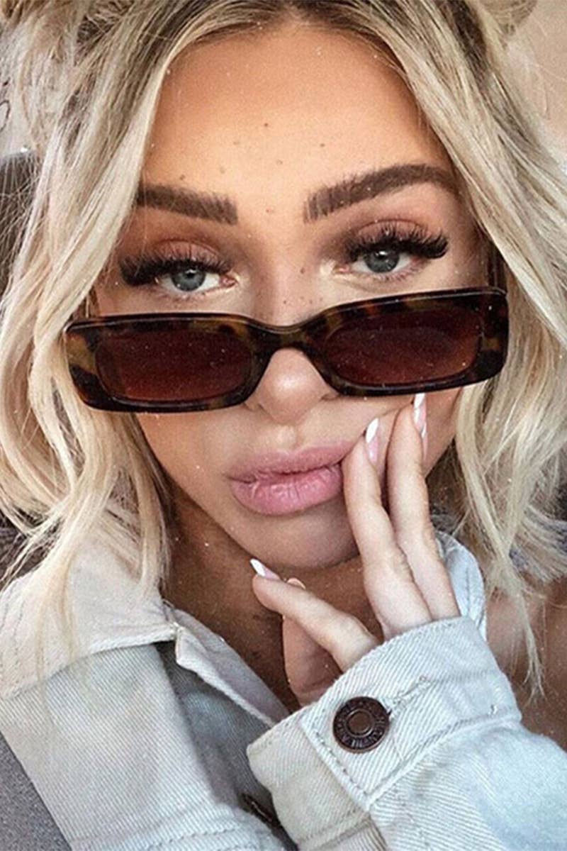 SQUARE FRAME FASHION GLASSES_CWASG0108