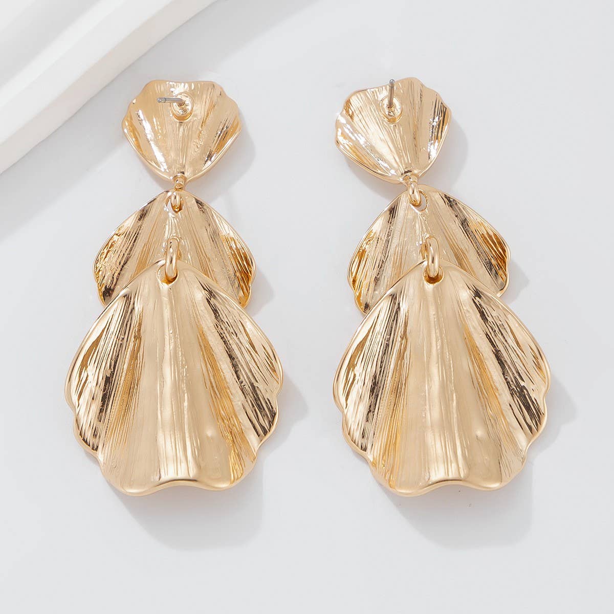SIMPLE AND ELEGANT TEMPERAMENT RUFFLE EARRINGS_CWMM3226