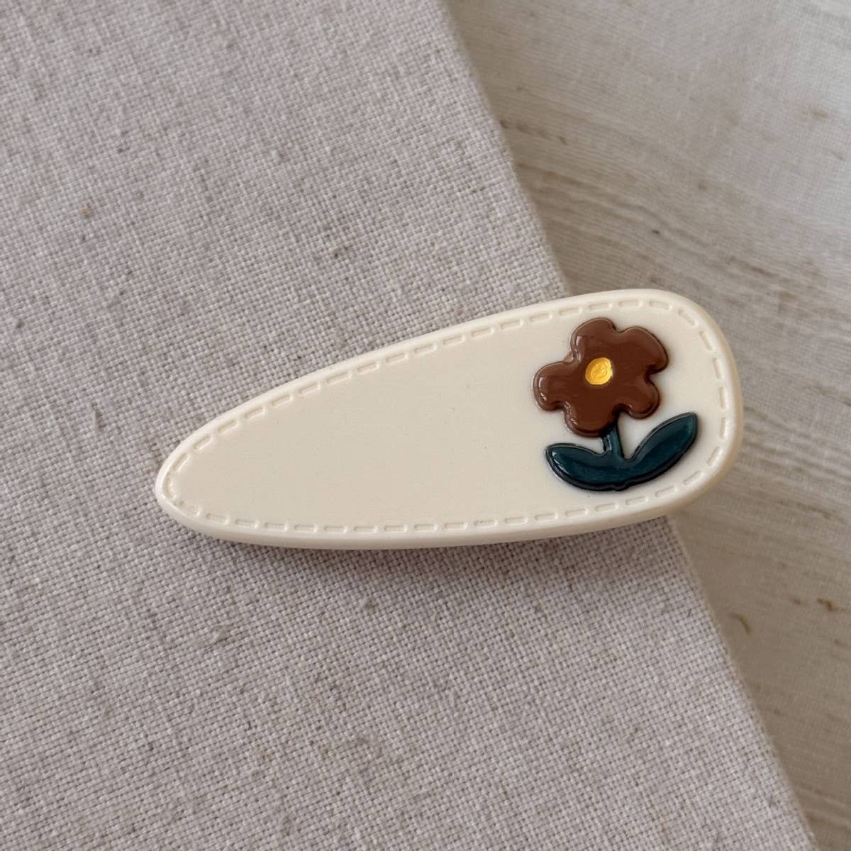 Acrylic Flower Hair Clip Cute Side Bang Barrette_Cwaha07760