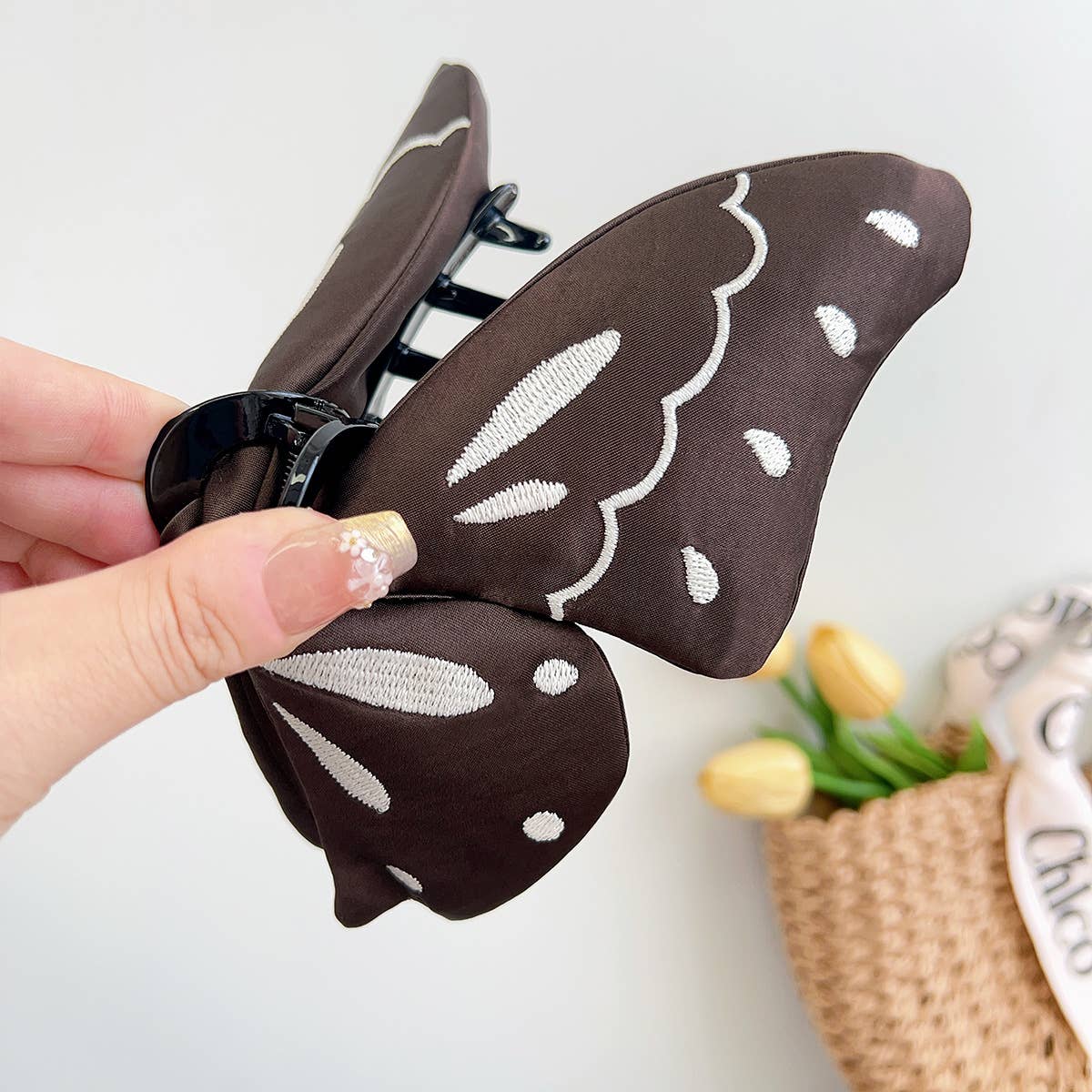 Sweet Butterfly Hair Claw Clip Fashion Accessory_Cwaha07372