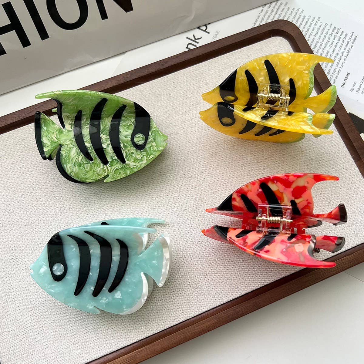 DOPAMINE COLOR TROPICAL FISH ACETATE CLAW CLIP M_CWAHA5835