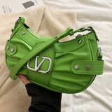 Fashionable Pleated Studded Shoulder Bag_Cwab1578