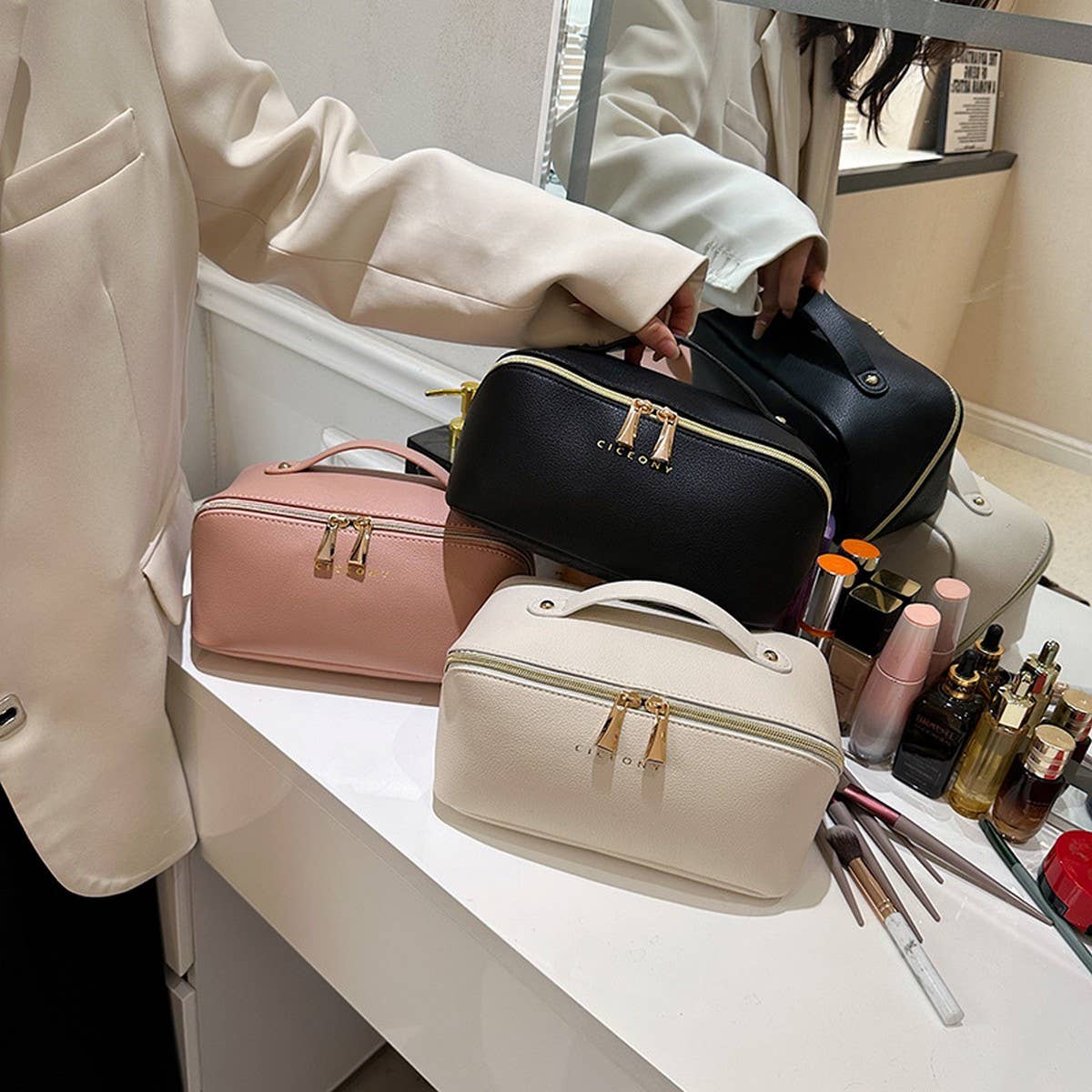 HIGH END PORTABLE LARGE CAPACITY COSMETIC BAG_CWAB4477