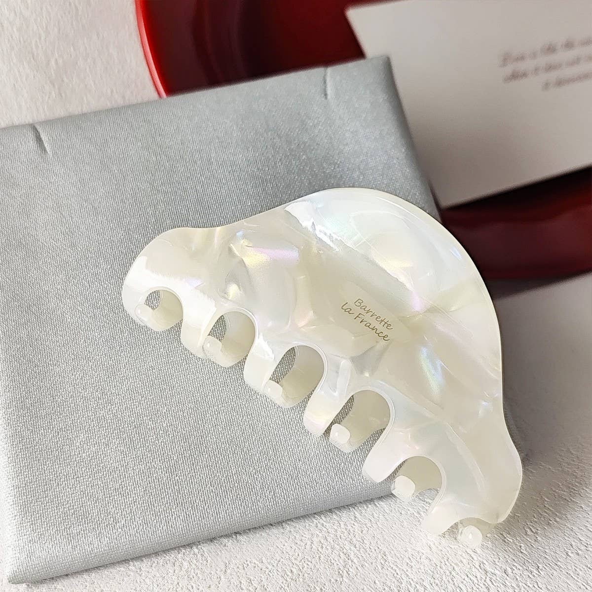 Half-Moon Acetate Hair Claw ? Chic Clip_Cwaha07245