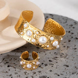 18K GOLD PEARL HAMMERED OPEN CUFF BRACELET_CWAJE4886