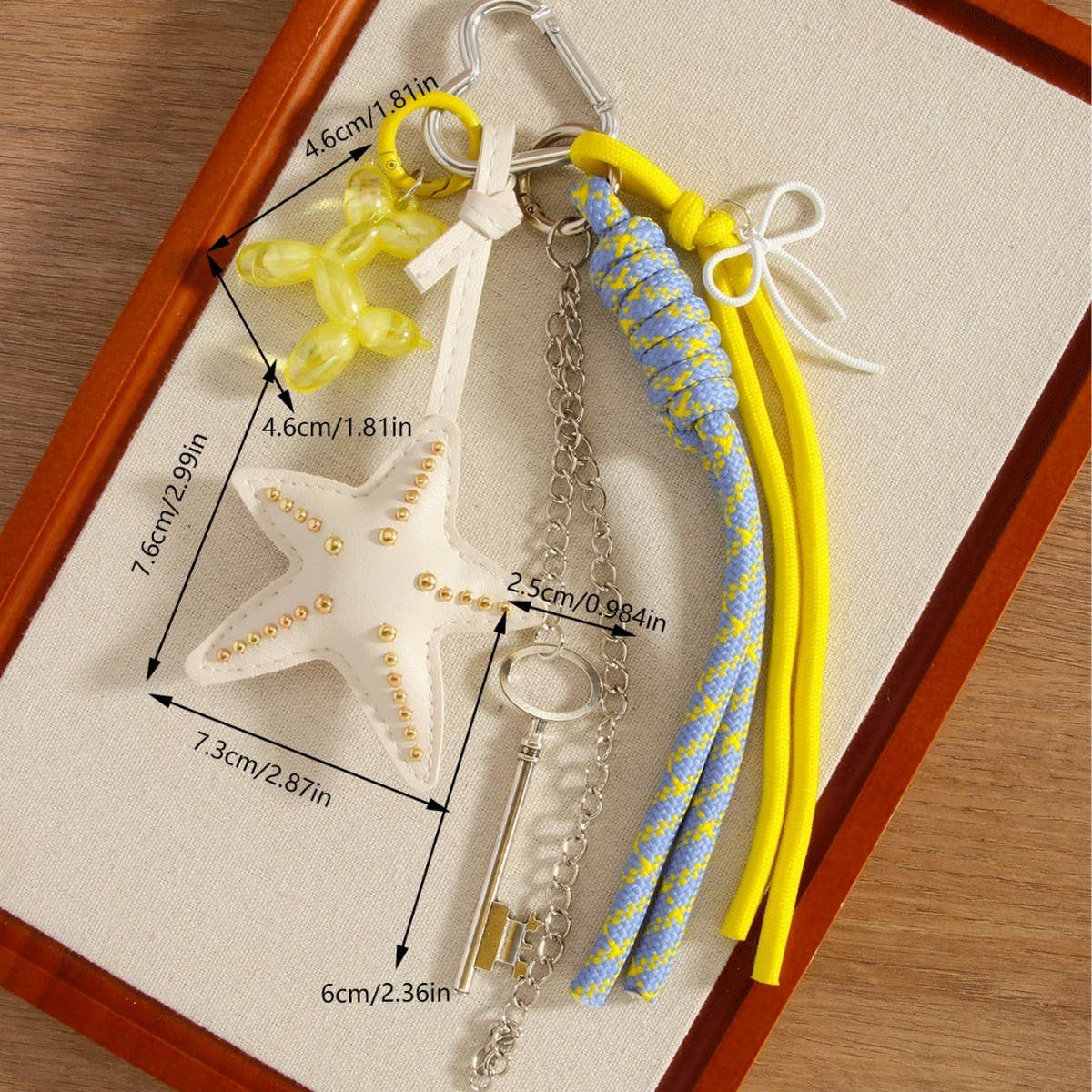 STARFISH BALLOON DOG KEYCHAIN WITH TASSEL_CWMM7567