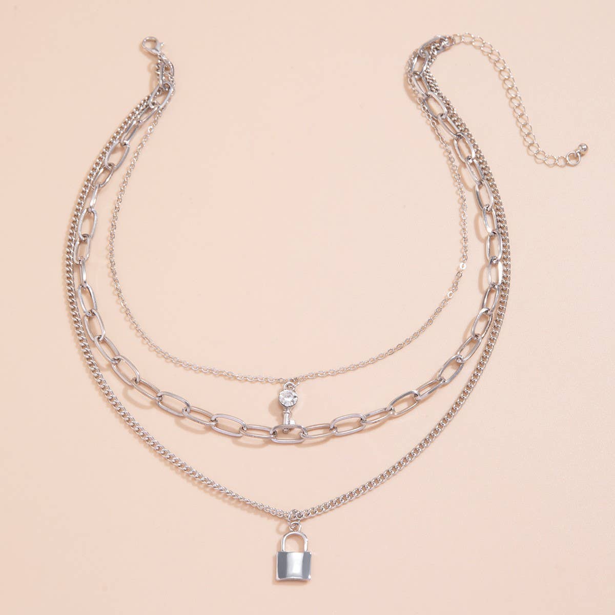 MINIMALIST LOCK KEY PENDANT NECKLACE_CWAJE1174