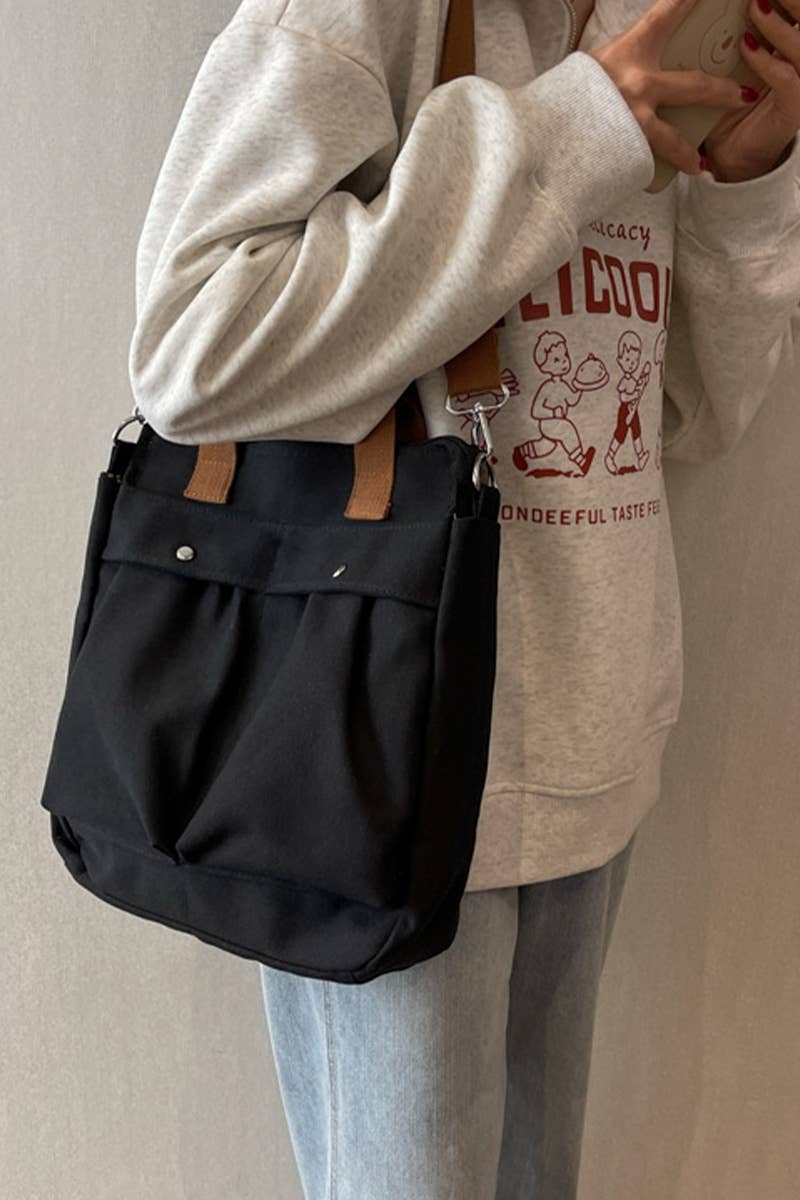 Wrinkled Pocket Large Canvas Messenger Bag_Cuab0100