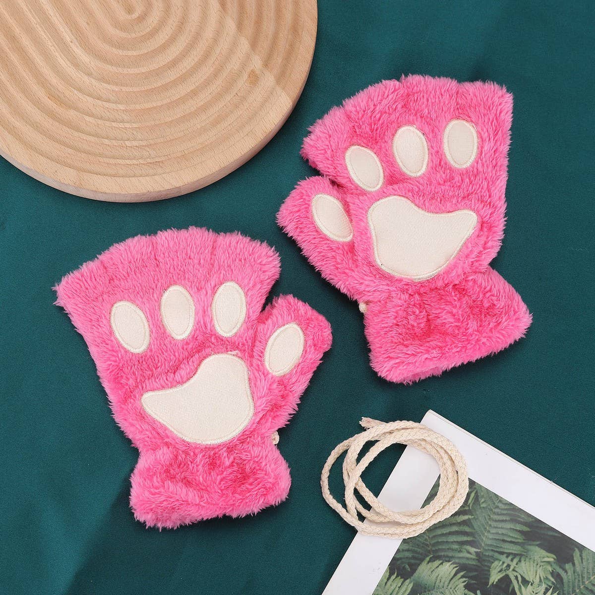 CARTOON CAT PAW BEAR PAW PLUSH HALF FINGER GLOVES_CWAG0175