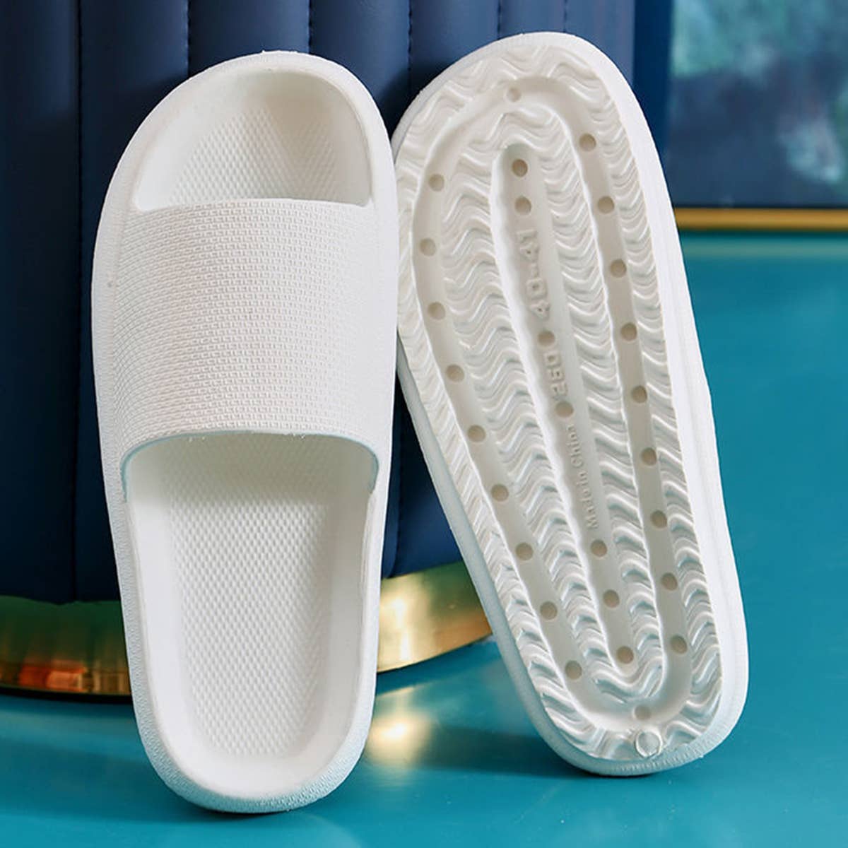 HOUSEHOLD LIGHTWEIGHT SOLID COLOR SLIPPERS_CWSHS0422