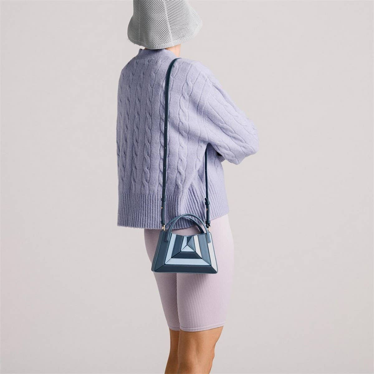 Triangular Foldin Bag Multi-Color Stitching Handbag_Cwab1939