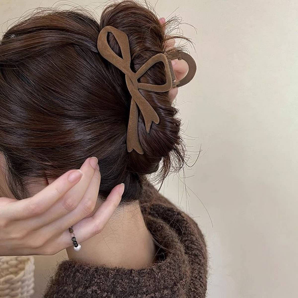Velvet Bow Hair Clip Red Claw For Elegant Updos_Cwaha07311